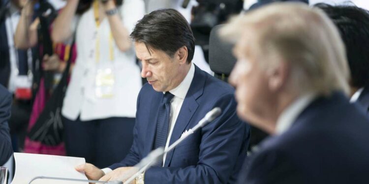 Giuseppe Conte e Donald Trump (Lapresse)