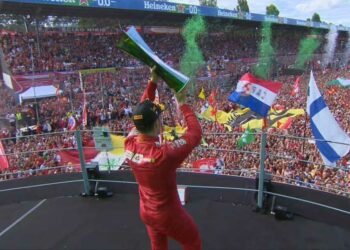 Charles Leclerc ha vinto a Monza, delirio Ferrari (Foto: Twitter F1)