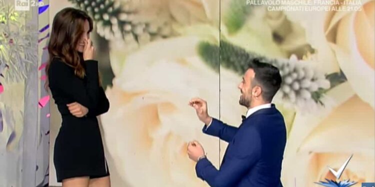 Detto Fatto - Proposta di matrimonio in diretta