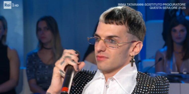 Achille Lauro torna a Domenica in