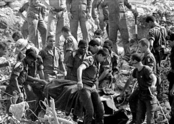 Beirut (Libano) 23 ottobre 1983: attentato al quartier generale francese (Foto da "Postazione 23")