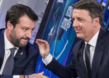 Matteo Salvini e Matteo Renzi negli studi di Porta a Porta (LaPresse)