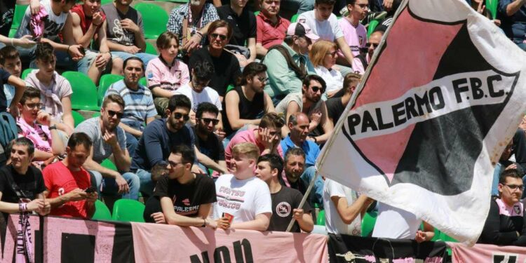 Il Palermo è ripartito dalla Serie D dopo il fallimento (Foto LaPresse)