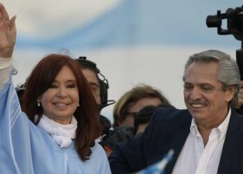 Alberto Fernandez con Cristina Fernandez de Kirchner (Lapresse)