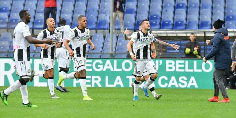 I giocatori dell'Udinese (Foto LaPresse)