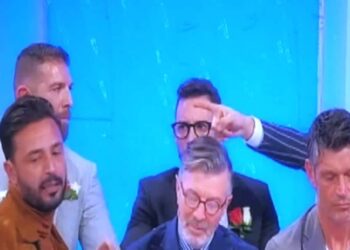 Riccardo Guarnieri e Juan Luis contro Armando Incarnato a Uomnini e Donne