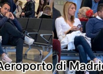 Di Maio, dita nel naso in aeroporto con Virginia Saba (Foto: Twitter)