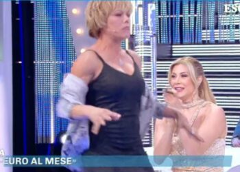 Paola Caruso e Floriana Secondi (Domenica Live)