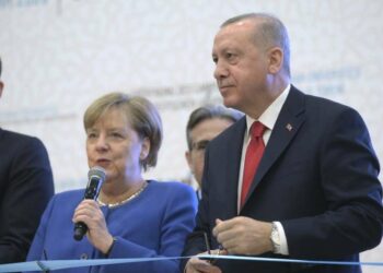 Angela Merkel con Recep Tayyip Erdogan (LaPresse)