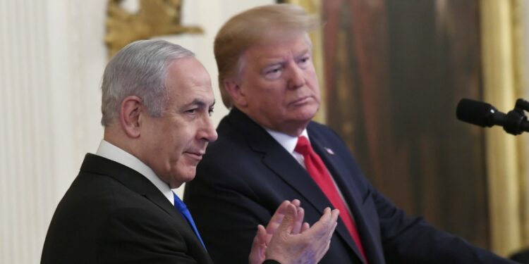 Bibi Netanyahu con Donald Trump (LaPresse)