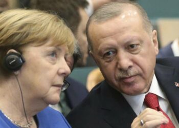 Angela Merkel con Recep Tayyip Erdogan (LaPresse)