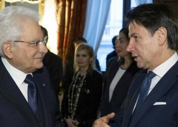 Sergio Mattarella con Giuseppe Conte (LaPresse)