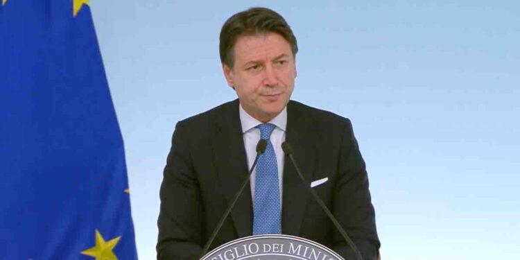 Giuseppe Conte, Coronavirus e Matteo Salvini