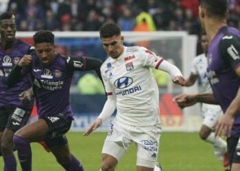 Calciomercato Milan - piace Aouar del Lione (Foto LaPresse)