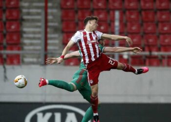 Video Arsenal Olympiacos - Kostas Tsimikas, terzino sinistro dell'Olympiacos (Foto LaPresse)