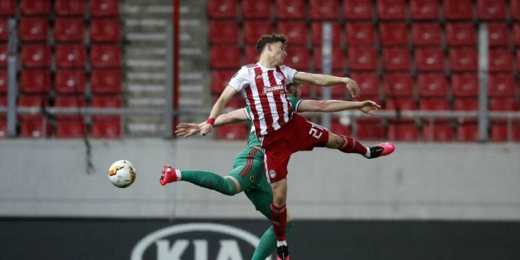 Video Arsenal Olympiacos - Kostas Tsimikas, terzino sinistro dell'Olympiacos (Foto LaPresse)