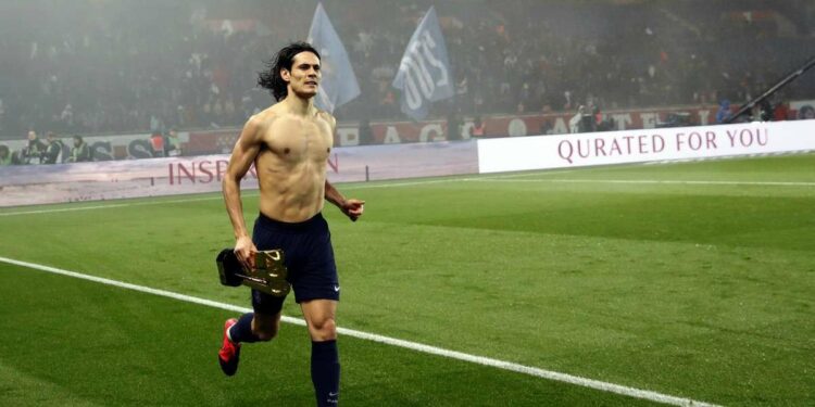 Calciomercato Monza - Edinson Cavani, ex PSG (Foto LaPresse)