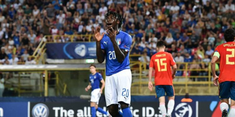 Moise Kean con la maglia della nazionale Under 21 (Foto LaPresse)