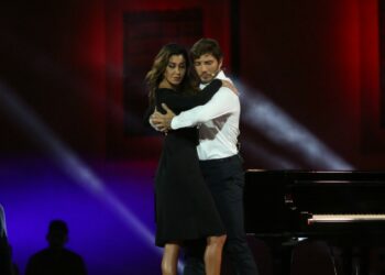 Stefano De Martino e Belen Rodriguez al Festival di Castrocaro (Foto LaPresse)