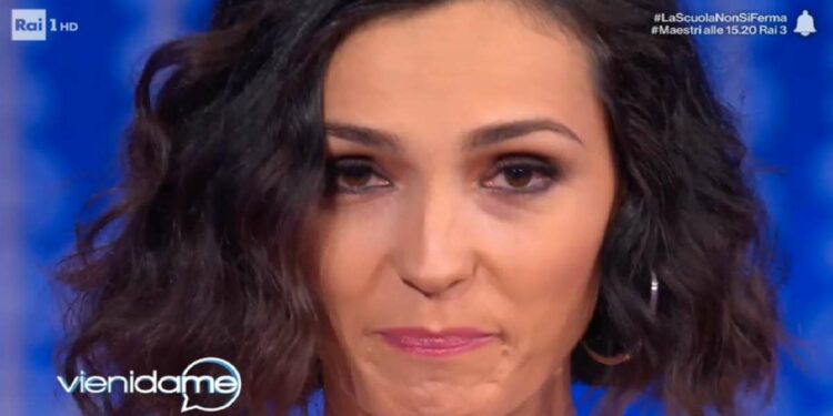 caterina balivo lascia vieni da me