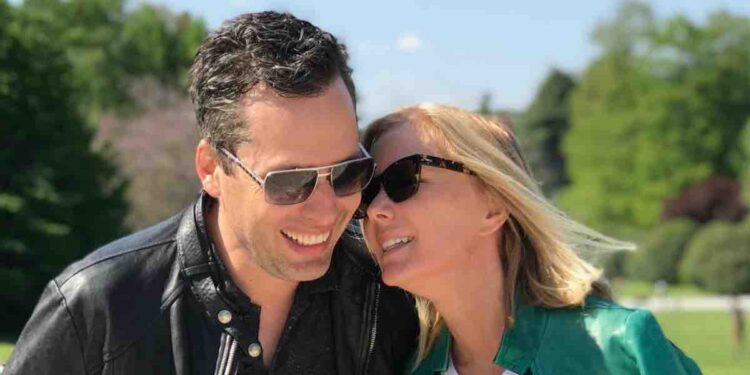 Katherine Kelly Lang e Dominique Zoida e figli