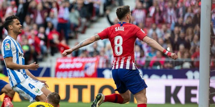 Calciomercato Roma - Saul Niguez, centrocampista spagnolo dell'Atletico Madrid (Foto LaPresse)