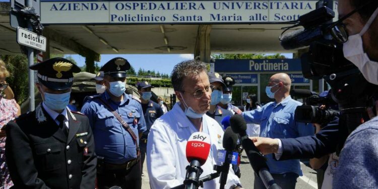 "Alex Zanardi è in ottime mani": parla il neurochirurgo (Foto LaPresse)