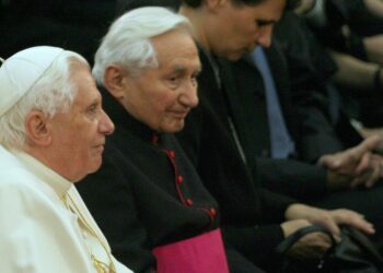 Papa Ratzinger e il fratello