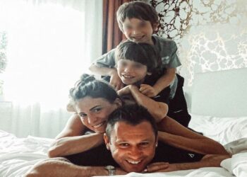 Antonio Cassano e Carolina Marcialis con i figli (Foto: Instagram)