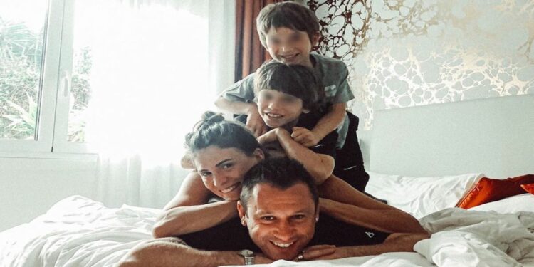 Antonio Cassano e Carolina Marcialis con i figli (Foto: Instagram)