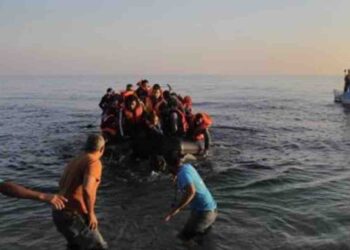 Grecia Migranti Gommoni Facebook