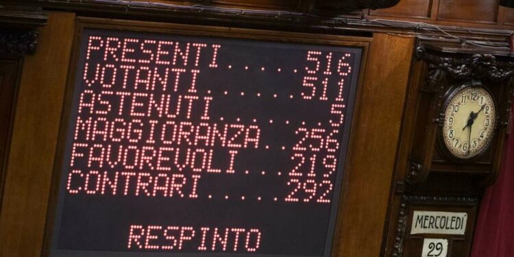 Votazione alla Camera (LaPresse)