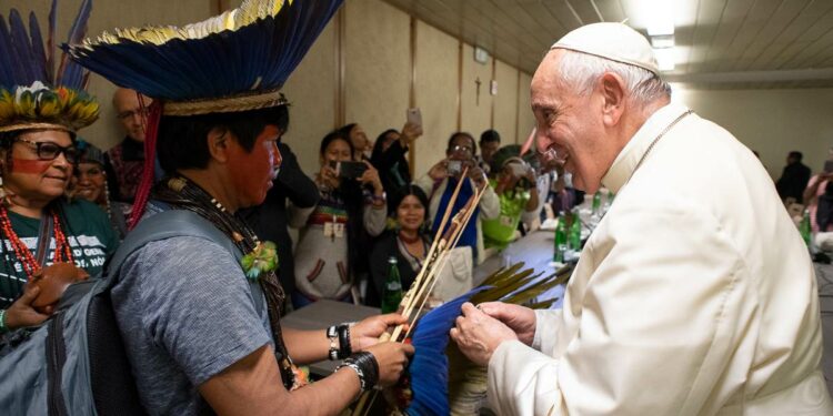 Papa Francesco Amazzonia