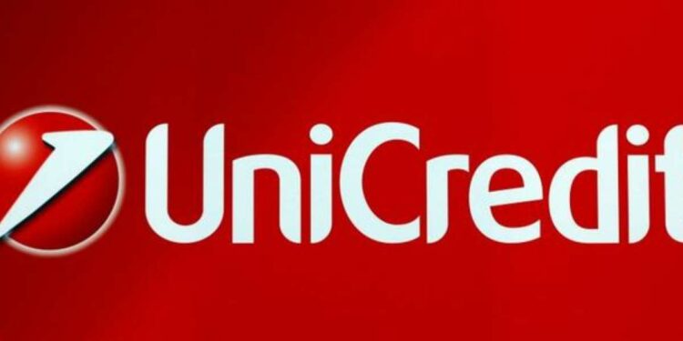 Unicredit down