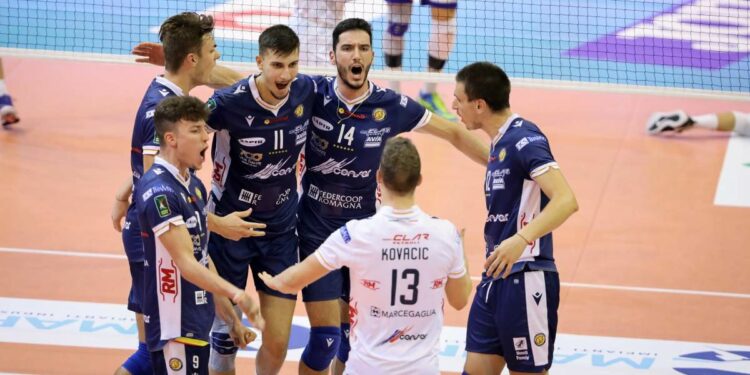 Diretta Ravenna Piacenza - La squadra della Gas Sales (da facebook Lega Volley)