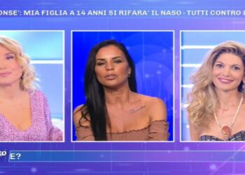 Maria Monsé, lite con Antonella Mosetti a Pomeriggio 5