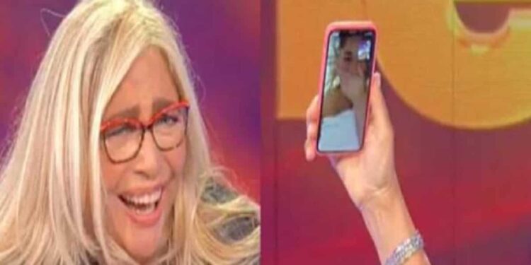 Mara Venier, telefonata in diretta ad Elisa Isoardi