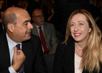 Nicola Zingaretti con Giorgia Meloni (LaPresse)