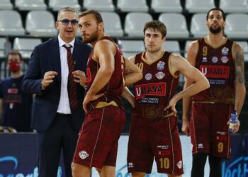 Diretta Venezia Treviso, basket Serie A1 29^ giornata (da Twitter @REYER1872)