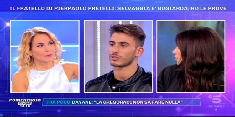 Giulio Pretelli contro Selvaggia Roma a Pomeriggio 5