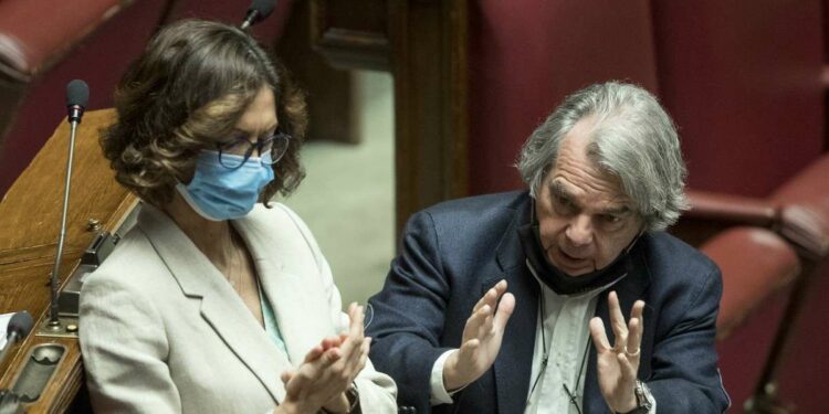 Mariastella Gelmini e Renato Brunetta (LaPresse)