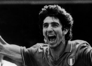 L'esultanza di Paolo Rossi dopo il secondo goal alla Polonia nei Mondiale del 1982 (Lapresse)