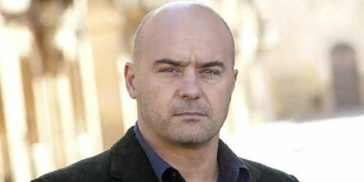 Luca Zingaretti è il commissario Montalbano