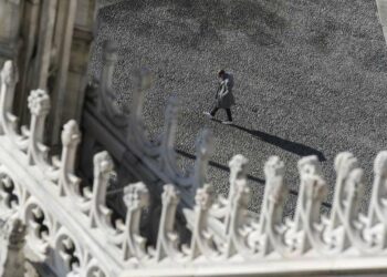 Dal Duomo di Milano (LaPresse)