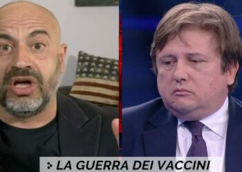 Gianluigi Paragone vs Pierpaolo Sileri a Non è l'Arena