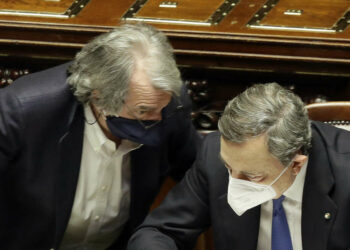 Renato Brunetta e Mario Draghi (Lapresse)