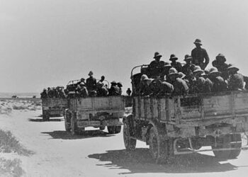 Soldati italiani nel deserto libico (Foto dal web)