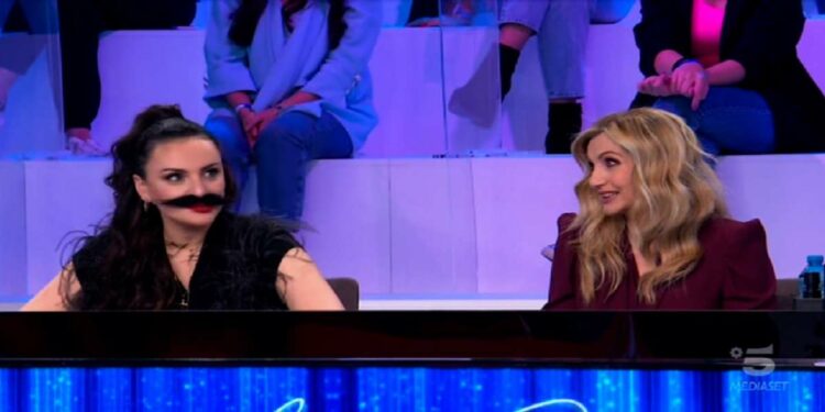 Arisa e Lorella Cuccarini, Amici 2021