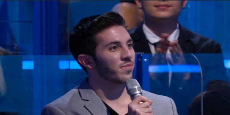 Luca Marini all'Isola dei Famosi