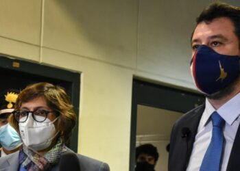 Matteo Salvini con l'avvocato Giulia Bongiorno al processo Open Arms a Palermo